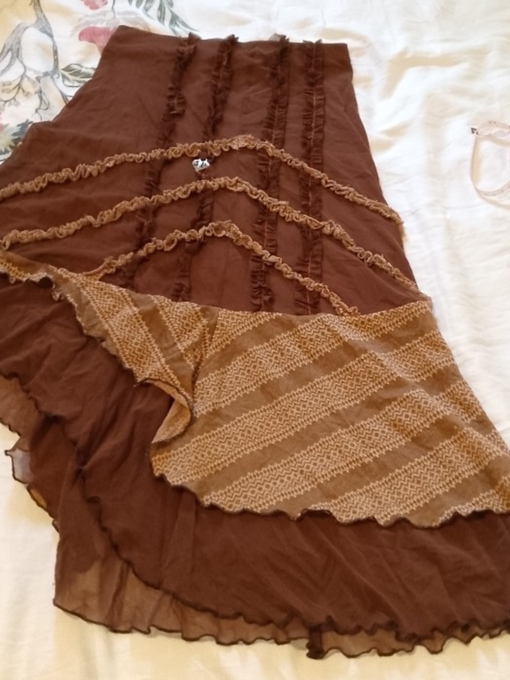 Shirt Passion Women's Brown Layered Ruffle Midi Skirt